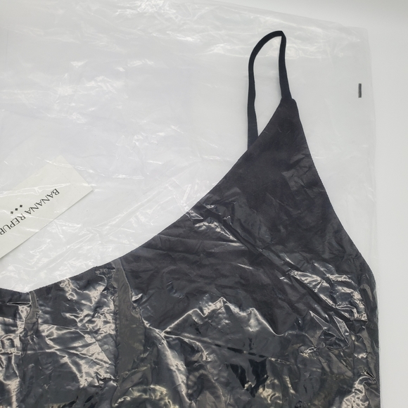 Banana Republic Velvet Classic Camisole - Picture 3 of 4